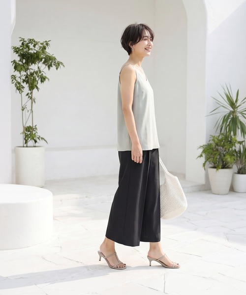 STYLE DELI（スタイルデリ）の「キレイめミディ丈ワイドパンツ（その他パンツ・レディース・ブラック/ベージュ/ホワイト・M/S/L）」の5枚目の写真