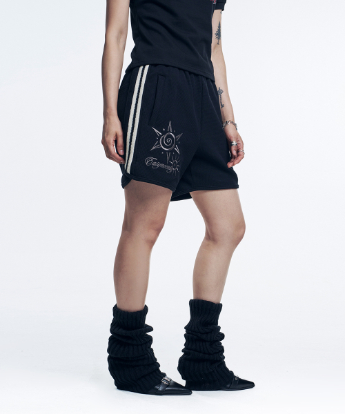 EASY NO EASY（イージーノーイージー）の「刺繍トラックワッフルショーツ - ブラック（その他パンツ・レディース・その他・1/2）」の2枚目の写真
