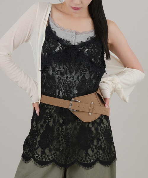 apres jour mignon by 側湾症ネキ(アプレジュールミニョンバイソクワンショウネキ)の「【apresjour mignon×ARIAZ】レースキャミソール(キャミソール・レディース・アイボリー/オフホワイト/ブラック・ONESIZE)」の15枚目の写真