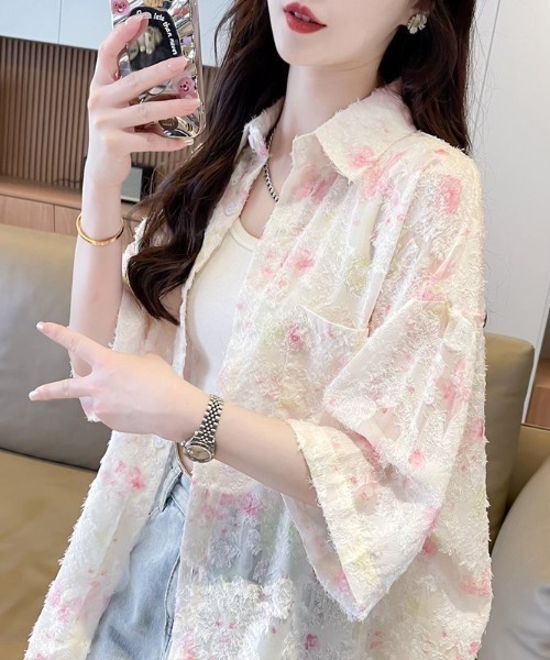 AMAJI（アマジ）の「プラスサイズ 半袖シャツジャケット（シャツ/ブラウス・レディース・ライトピンク/ベージュ・LARGE/X-LARGE/MEDIUM）」の4枚目の写真