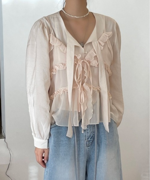 &soiree(アンドソワレ)の「フロントフリルレースアップシアーキャミソール(Tシャツ/カットソー・レディース・ブラック/アイボリー/ピンク・FREE)」の1枚目の写真