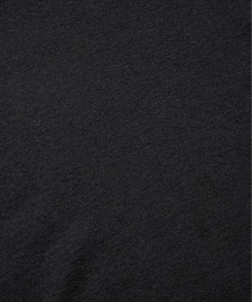 on:nue(オンニュ)の「【on:nue】プリーツカフスロングスリーブカットソー /26-27 AW COLLECTION(Tシャツ/カットソー・レディース・ホワイト/ブラック・FREE)」の4枚目の写真