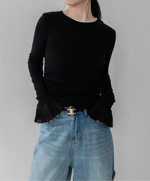 on:nue(オンニュ)の「【on:nue】プリーツカフスロングスリーブカットソー /26-27 AW COLLECTION(Tシャツ/カットソー・レディース・ホワイト/ブラック・FREE)」の19枚目の写真