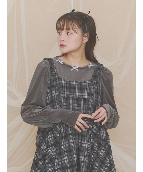 merry jenny(メリージェニー)の「パフスリーブベロアトップス(Tシャツ/カットソー・レディース・その他1/チャコールグレー/オフホワイト・FREE)」の10枚目の写真