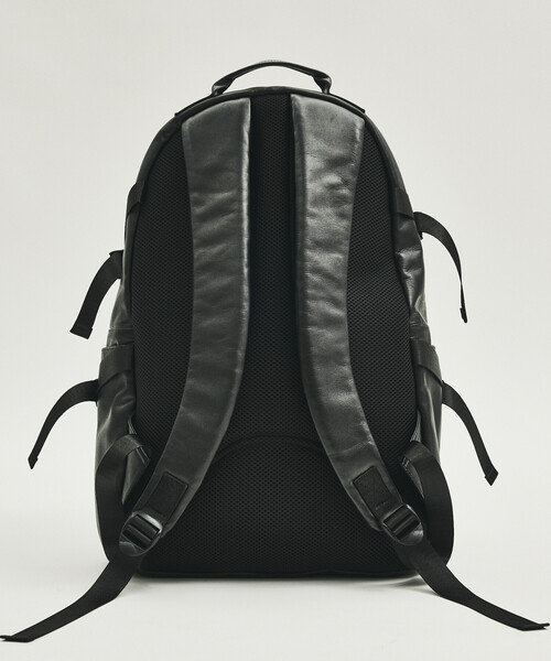 Firsthand(ファーストハンド)の「Firsthand/ファーストハンド Big Pocket Backpack / ビッグ ポケット バックパック【限定展開】(バックパック/リュック・メンズ・ブラック・ONE SIZE)」の6枚目の写真