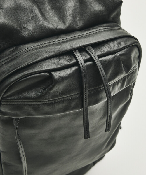 Firsthand(ファーストハンド)の「Firsthand/ファーストハンド Big Pocket Backpack / ビッグ ポケット バックパック【限定展開】(バックパック/リュック・メンズ・ブラック・ONE SIZE)」の9枚目の写真