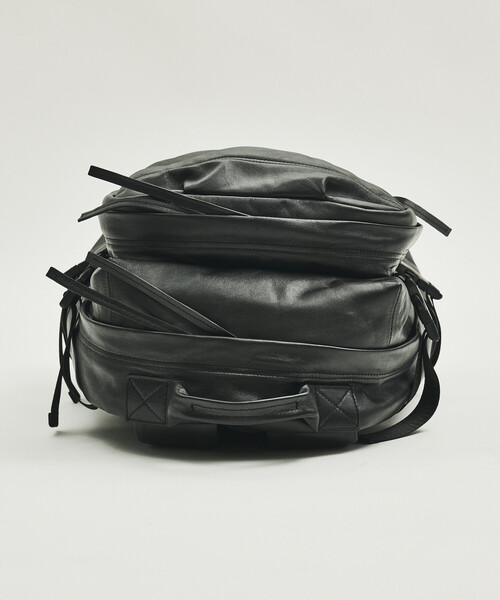 Firsthand(ファーストハンド)の「Firsthand/ファーストハンド Big Pocket Backpack / ビッグ ポケット バックパック【限定展開】(バックパック/リュック・メンズ・ブラック・ONE SIZE)」の11枚目の写真
