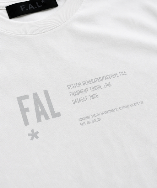 MOON FAIRY（ムーンフェアリー）の「INFO ヘビーウェイトクロップ半袖Tシャツ [ホワイト]（Tシャツ/カットソー・レディース・その他・X-LARGE/MEDIUM/LARGE）」の3枚目の写真