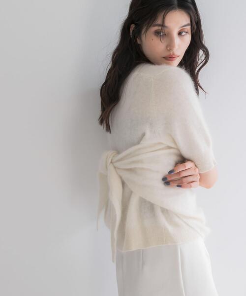 URBAN RESEARCH ROSSO WOMEN(アーバンリサーチ ロッソ)の「ストール付ハーフスリーブファーニット(ニット/セーター・レディース・ベージュ系その他/ライトブルー/オフホワイト・FREE)」の2枚目の写真