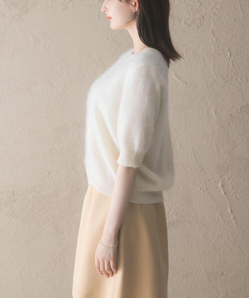 URBAN RESEARCH ROSSO WOMEN(アーバンリサーチ ロッソ)の「ストール付ハーフスリーブファーニット(ニット/セーター・レディース・ベージュ系その他/ライトブルー/オフホワイト・FREE)」の12枚目の写真