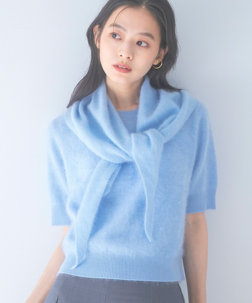 URBAN RESEARCH ROSSO WOMEN(アーバンリサーチ ロッソ)の「ストール付ハーフスリーブファーニット(ニット/セーター・レディース・ベージュ系その他/ライトブルー/オフホワイト・FREE)」の5枚目の写真