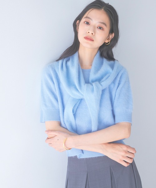 URBAN RESEARCH ROSSO WOMEN(アーバンリサーチ ロッソ)の「ストール付ハーフスリーブファーニット(ニット/セーター・レディース・ベージュ系その他/ライトブルー/オフホワイト・FREE)」の6枚目の写真