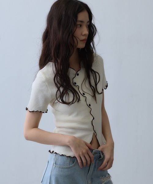 Clum(クルム)の「contrast mellow rib top / 配色メロウリブトップス(Tシャツ/カットソー・レディース・アイボリー・FREE)」の3枚目の写真