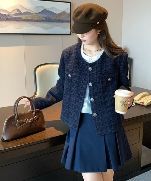Teem Store(チームストア)の「金ボタンノーカラーショートツイードジャケット(ノーカラージャケット・レディース・ブルー・M)」の16枚目の写真