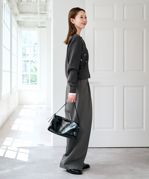 U by SPICK&SPAN(ユーバイスピックアンドスパン)の「ビジューニットカーディガン(カーディガン/ボレロ・レディース・グリーン/チャコールグレー/ホワイト・FREE)」の5枚目の写真