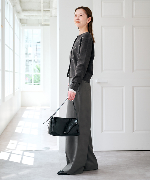 U by SPICK&SPAN(ユーバイスピックアンドスパン)の「ビジューニットカーディガン(カーディガン/ボレロ・レディース・グリーン/チャコールグレー/ホワイト・FREE)」の7枚目の写真