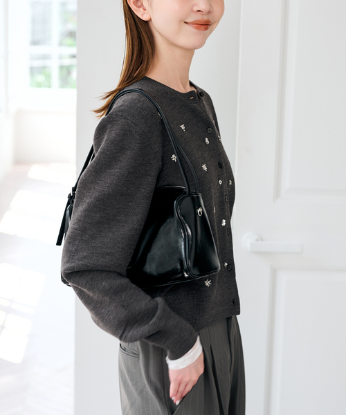 U by SPICK&SPAN(ユーバイスピックアンドスパン)の「ビジューニットカーディガン(カーディガン/ボレロ・レディース・グリーン/チャコールグレー/ホワイト・FREE)」の8枚目の写真