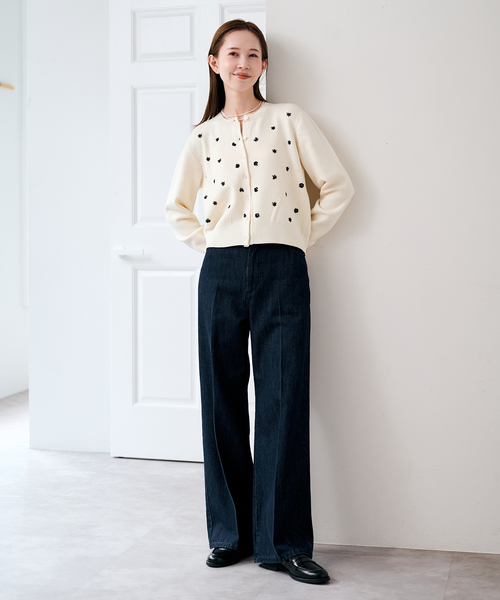 U by SPICK&SPAN(ユーバイスピックアンドスパン)の「ビジューニットカーディガン(カーディガン/ボレロ・レディース・グリーン/チャコールグレー/ホワイト・FREE)」の12枚目の写真
