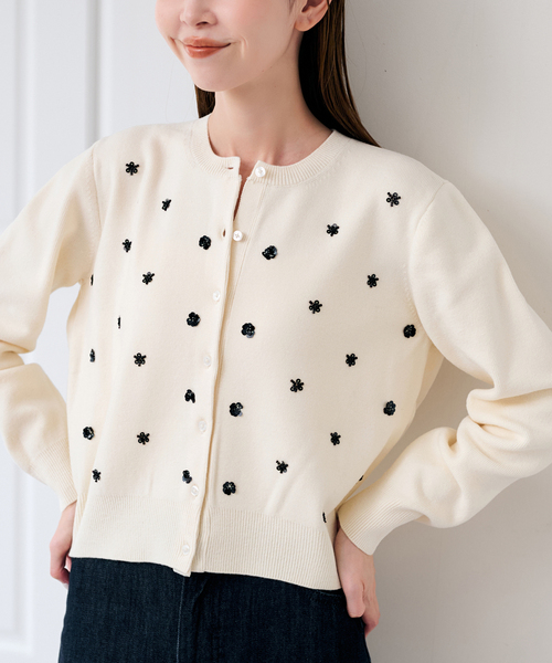 U by SPICK&SPAN(ユーバイスピックアンドスパン)の「ビジューニットカーディガン(カーディガン/ボレロ・レディース・グリーン/チャコールグレー/ホワイト・FREE)」の15枚目の写真
