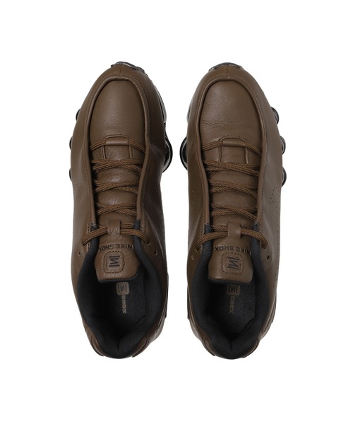 NIKE（ナイキ）の「NIKE SHOX TL SE IR2097-200（スニーカー・メンズ・ブラウン・28cm/26.5cm/26cm/24cm/24.5cm/25cm/27.5cm/27cm）」の5枚目の写真