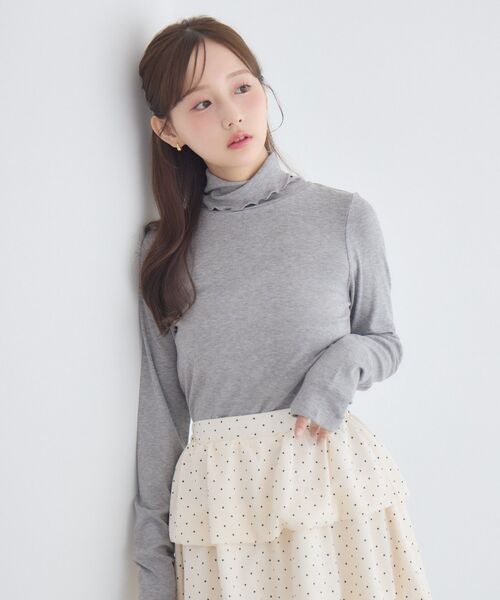 ems excite(エムズエキサイト)の「キラキラタートルインナー(Tシャツ/カットソー・レディース・ナチュラル/ダークグレー/ブラック・FREE)」の7枚目の写真