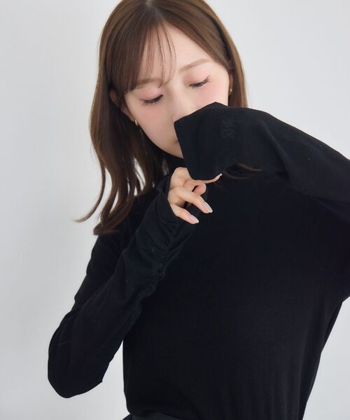 ems excite(エムズエキサイト)の「キラキラタートルインナー(Tシャツ/カットソー・レディース・ナチュラル/ダークグレー/ブラック・FREE)」の12枚目の写真
