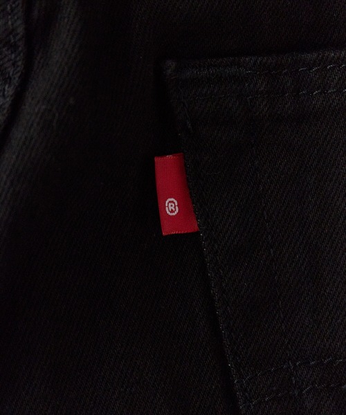Levi's(リーバイス)の「LEVI'S/リーバイス 501 ORIGINAL 501 オリジナルジーンズ デニムパンツ ジーパン ストレートシルエット 2026年 夏 夏服 秋服(デニムパンツ・メンズ・ブラック・36inch)」の4枚目の写真
