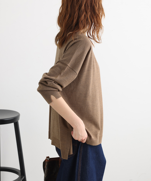 journal standard L'essage(ジャーナルスタンダードレサージュ)の「CASHWOOL Vネックカーディガン(カーディガン/ボレロ・レディース・ライトグレー/ブルー/ブラウン系その他・FREE)」の12枚目の写真
