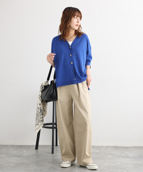 journal standard L'essage(ジャーナルスタンダードレサージュ)の「CASHWOOL Vネックカーディガン(カーディガン/ボレロ・レディース・ライトグレー/ブルー/ブラウン系その他・FREE)」の19枚目の写真