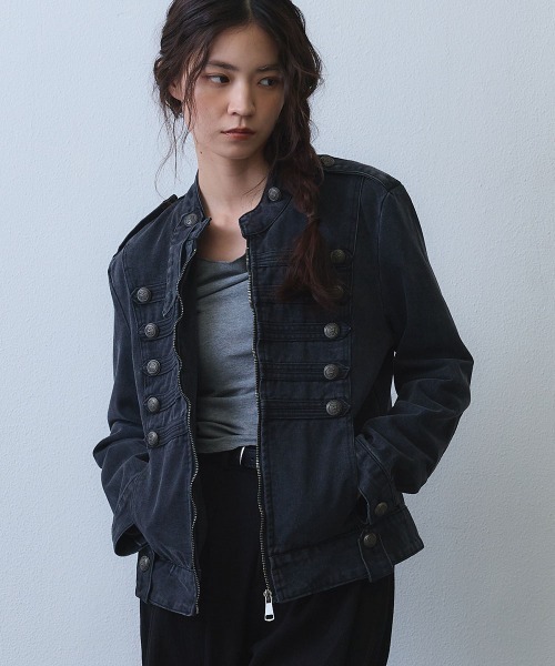 Clum(クルム)の「metal button napoleon denim jacket / メタルボタンナポレオンデニムジャケット(ミリタリージャケット・レディース・ブラック・SMALL/MEDIUM/LARGE)」の2枚目の写真