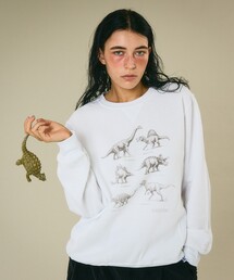Russell Athletic（ラッセルアスレティック）の「sowhat vintage×Russell Athletic×NOMINE 恐竜プリント クルーネック スウェット｜オーバーサイズシルエット ユニセックス 裏起毛（スウェット）」