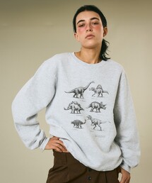 Russell Athletic（ラッセルアスレティック）の「sowhat vintage×Russell Athletic×NOMINE 恐竜プリント クルーネック スウェット｜オーバーサイズシルエット ユニセックス 裏起毛（スウェット）」