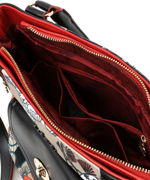 Desigual（デシグアル）の「「Desigual/デシグアル」バッグ（ショルダーバッグ・レディース・ブラック系その他・ONE SIZE）」の9枚目の写真