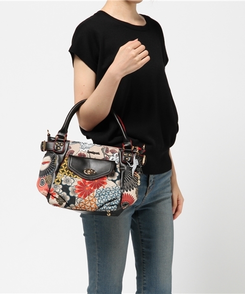 Desigual（デシグアル）の「「Desigual/デシグアル」バッグ（ショルダーバッグ・レディース・ブラック系その他・ONE SIZE）」の12枚目の写真