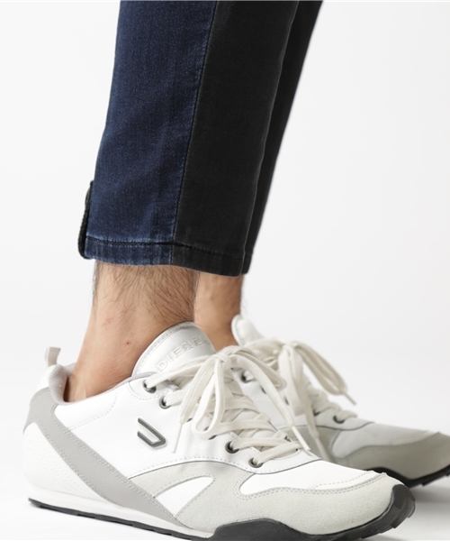 DIESEL（ディーゼル）の「00SXKT0682R（デニムパンツ・メンズ・ブルー系その他・34inch/26inch/32inch/30inch/28inch）」の3枚目の写真