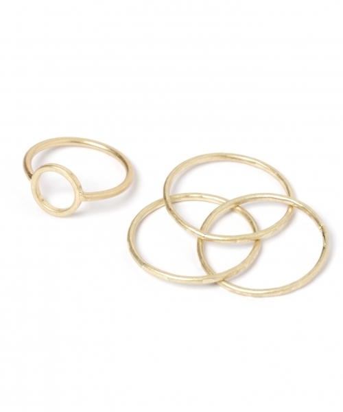 LEPSIM（レプシィム）の「ボリューム4PSETリング　748582（リング・レディース・シルバー/ゴールド/ゴールド系その他・ONE SIZE）」の8枚目の写真