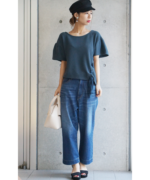 laboratory work（ラボラトリーワーク）の「アシメレースアップ袖フレアプルオーバー（Tシャツ/カットソー・レディース・グリーン/ピンクベージュ/オフホワイト・MEDIUM）」の8枚目の写真