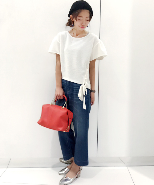 laboratory work（ラボラトリーワーク）の「アシメレースアップ袖フレアプルオーバー（Tシャツ/カットソー・レディース・グリーン/ピンクベージュ/オフホワイト・MEDIUM）」の15枚目の写真