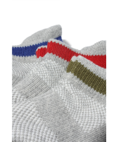 SHIPS KIDS(シップスキッズ)の「SHIPS KIDS:3P UNCLE SOCKS(ソックス/靴下・キッズ・ホワイト/ライトグレー・X-SMALL)」の3枚目の写真