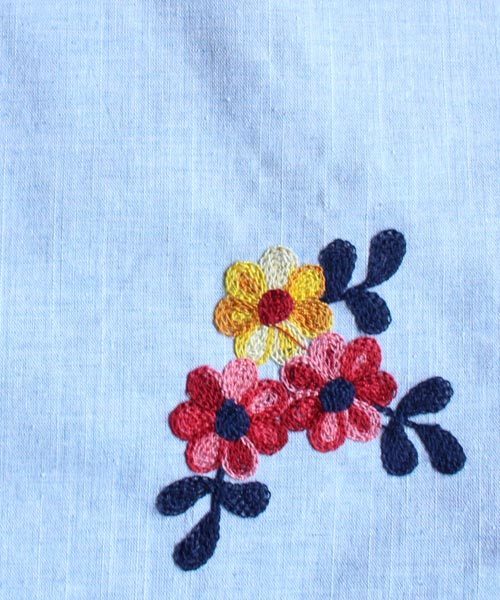 antiqua 花柄切り替えドルマントップス antiqua（アンティカ）の「花柄刺繍切り替えドルマントップス（Tシャツ