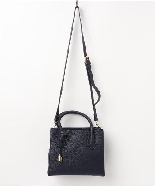 PLAIN CLOTHING（プレーンクロージング）の「南京錠付きショルダーバッグ【PLAIN CLOTHING】（ショルダーバッグ・レディース・ベージュ/ネイビー/モカ/キャメル/グレー/レッド/ブラック・FREE）」の20枚目の写真