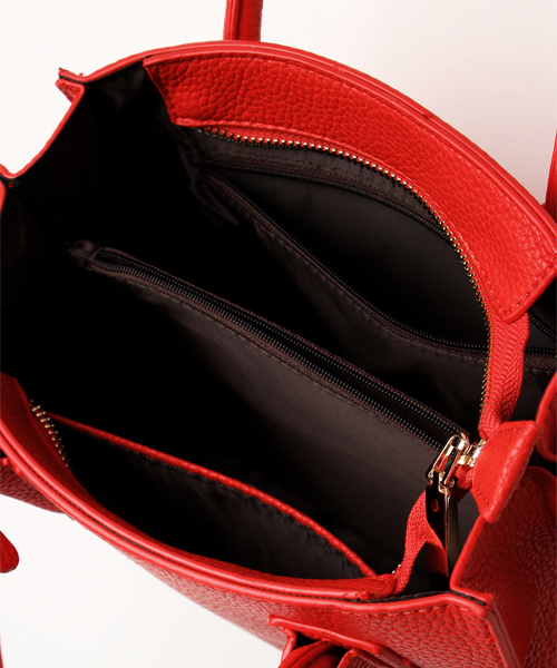 PLAIN CLOTHING（プレーンクロージング）の「南京錠付きショルダーバッグ【PLAIN CLOTHING】（ショルダーバッグ・レディース・ベージュ/ネイビー/モカ/キャメル/グレー/レッド/ブラック・FREE）」の11枚目の写真