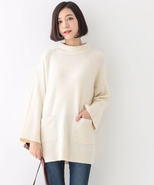 earth music&ecology（アースミュージックアンドエコロジー）の「・ポケット横リブニットチュニック（チュニック・レディース・ライトグレー/ブラック/アイボリー/キャメル・FREE）」の2枚目の写真