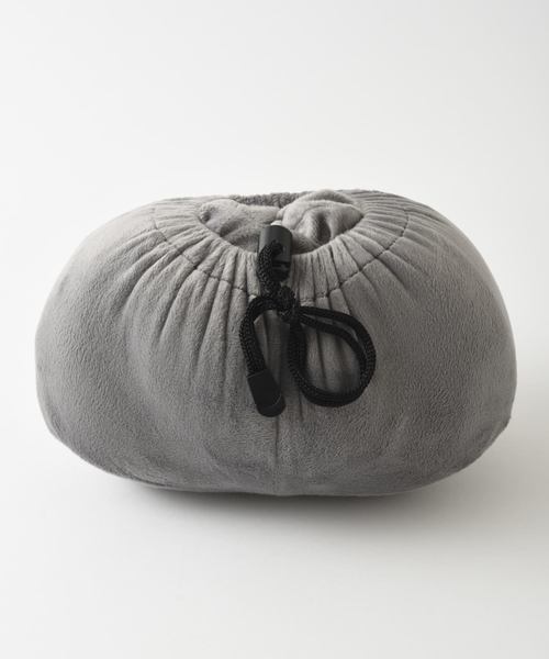 MILESTO（ミレスト）の「スリーピーピロー（トラベルグッズ・メンズ・ネイビー/グレー・ﾌﾘ-）」の10枚目の写真