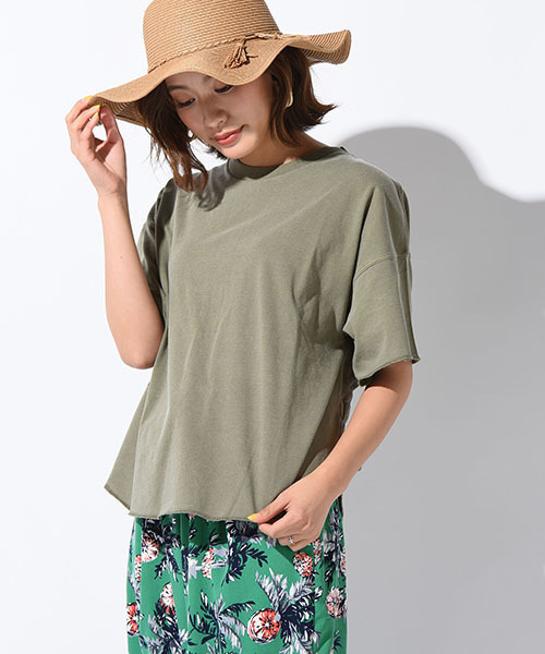 LIPSTAR（リップスター）の「ピグメント加工バックリボンカットソー（Tシャツ/カットソー・レディース・オフホワイト/ブラック/ブルー/グリーン系その他2・M）」の4枚目の写真