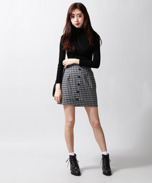 WEGO（ウィゴー）の「WEGO/ボタンチェックミニスカパン（スカート・レディース・ベージュ系その他2/イエロー系その他3/グリーン系その他2/レッド系その他2・FREE）」の7枚目の写真