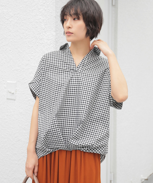 AMERICAN HOLIC（アメリカンホリック）の「チューリップ袖スキッパー裾タックブラウス＊（シャツ/ブラウス・レディース・ネイビー/オフホワイト/その他5/ストライプ/チェック/ブルー系その他7・M/L）」の4枚目の写真