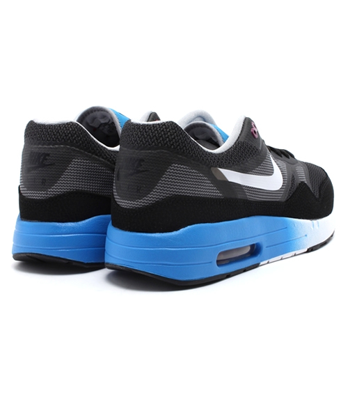 NIKE（ナイキ）の「ナイキ エアマックス コンフォート NIKE AIR MAX 1 C2.0 631738（スニーカー）」 WEAR