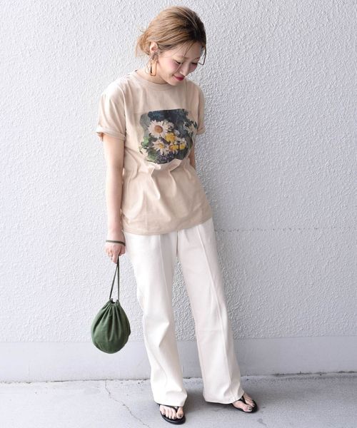 Khaju（カージュ）の「Khaju:フラワーフォトプリントTEE（T