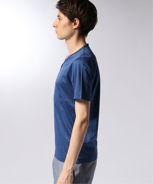 EDIFICE（エディフィス）の「CITA / チータ ヘンリーネックTシャツ（Tシャツ/カットソー・メンズ・ブルー系その他/グレー/カーキ・44/46/48/50）」の4枚目の写真